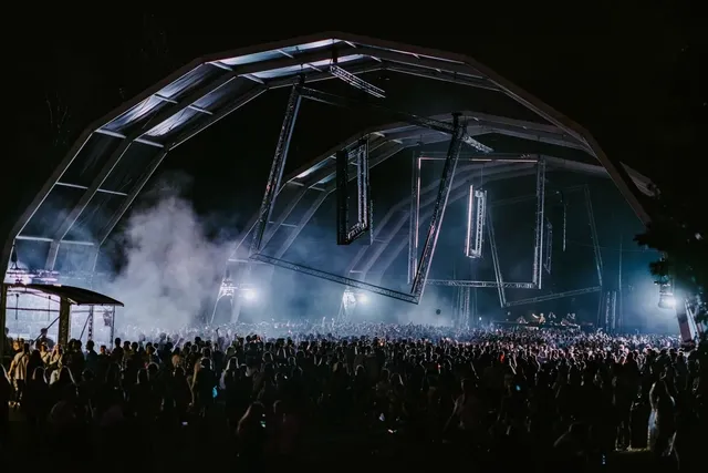 Onder de Radar — Hypnose Stage