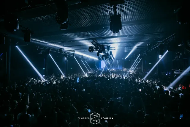 Viper Diva / DYEN at Complex